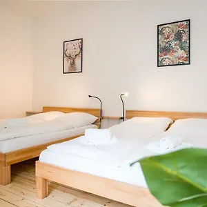 Spacious 3br Ac Self Check-in Street Parking Berlin
